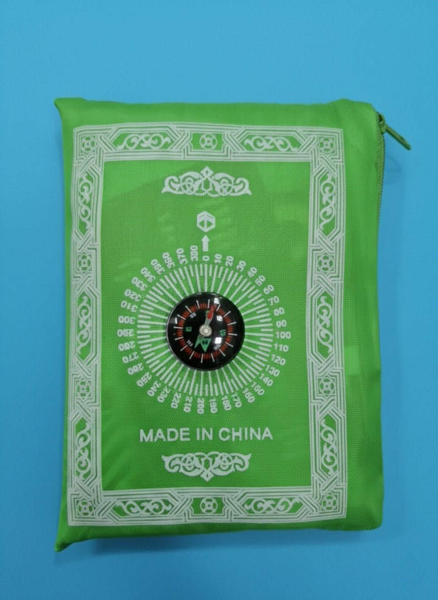 Lightweight Green Pocket Prayer Mat - Compact Islamic Musalla for Travel | Sri Lanka Islamic Store | AlMumtaz