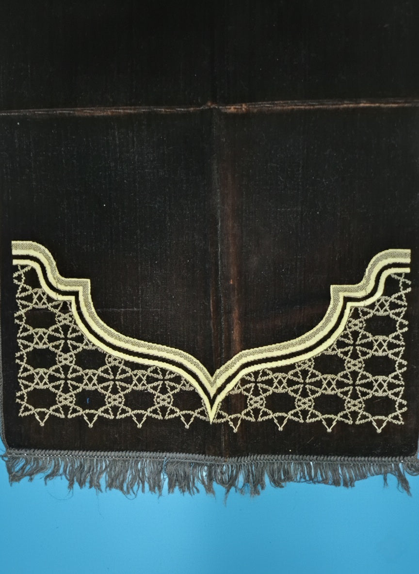 Brown Islamic prayer mat with gold pattern detail - premium prayer rug for sale Sri Lanka